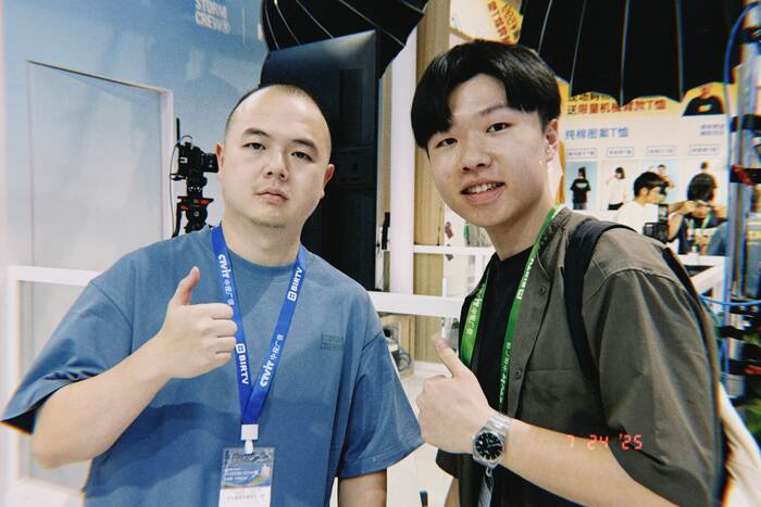 跟李四維的合照